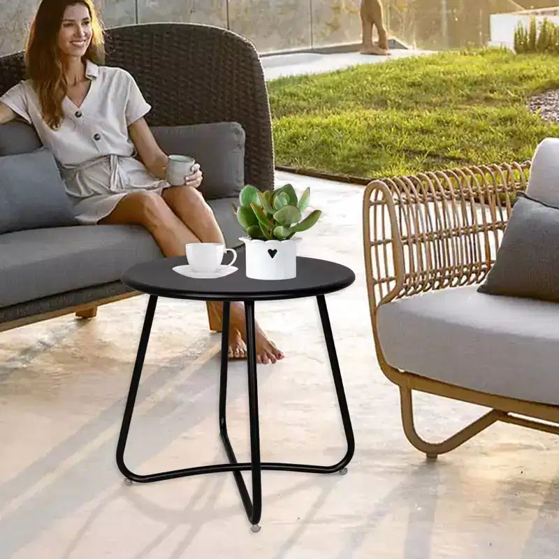 18" Round Metal Side Table - Weatherproof Outdoor End Table for Patio, Balcony & Garden